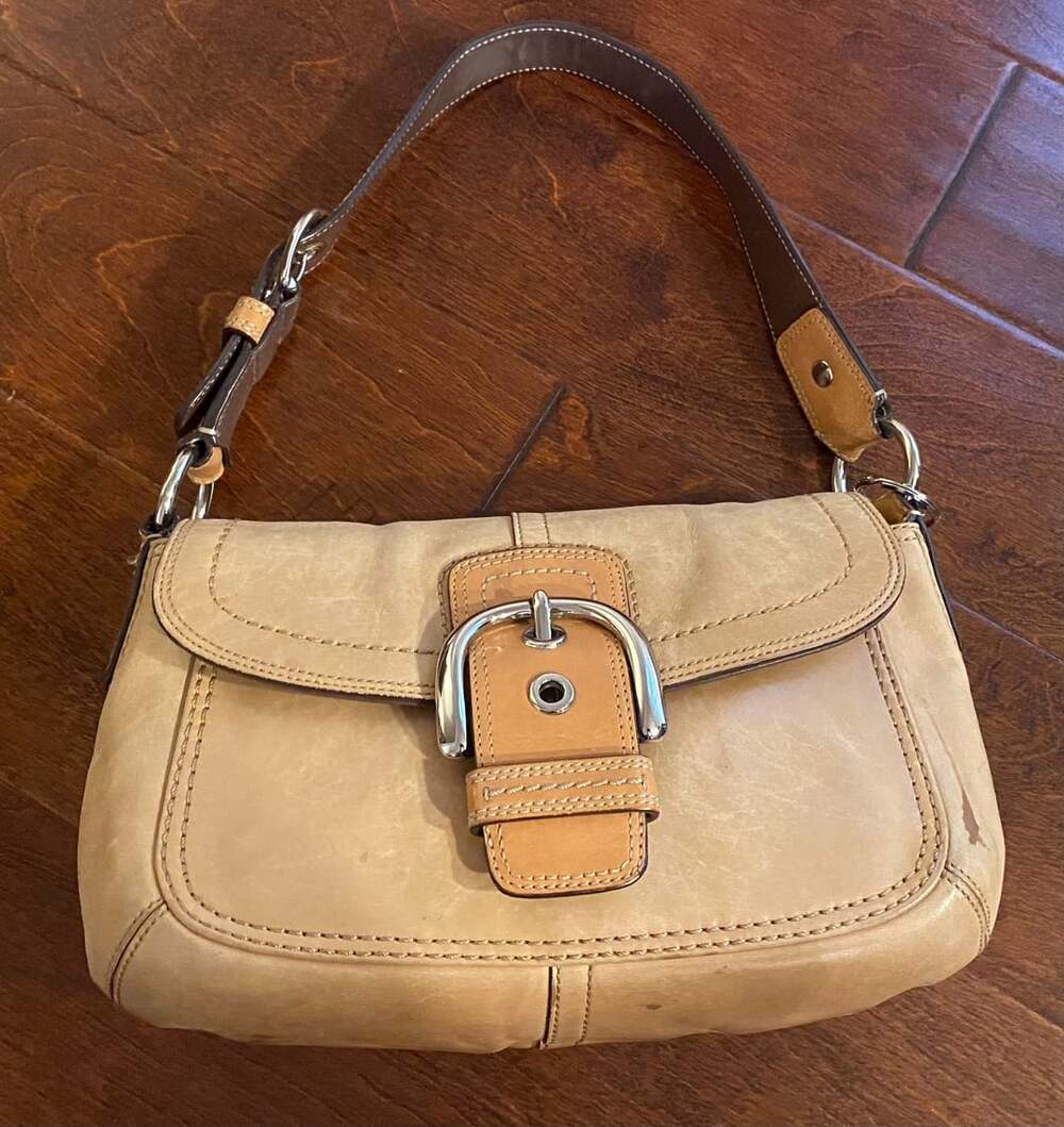 Coach Soho Buckle Flap Leather Shoulder Bag Tan